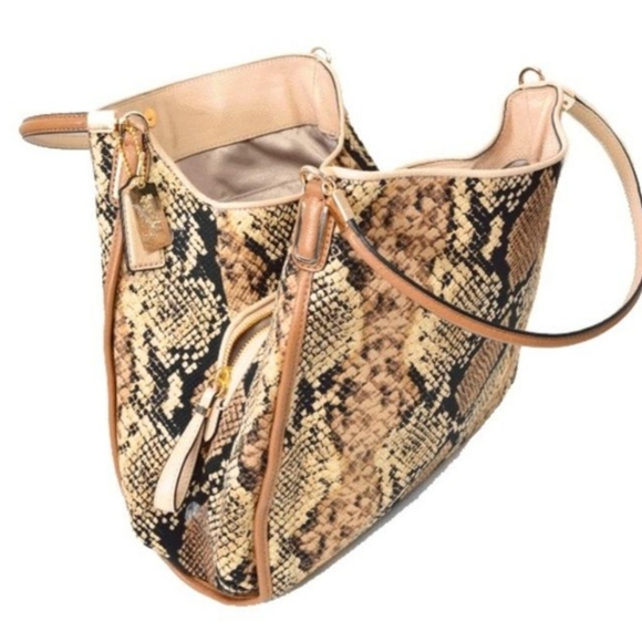 CoachPhoebe Madison Small - Picture 4 of 5